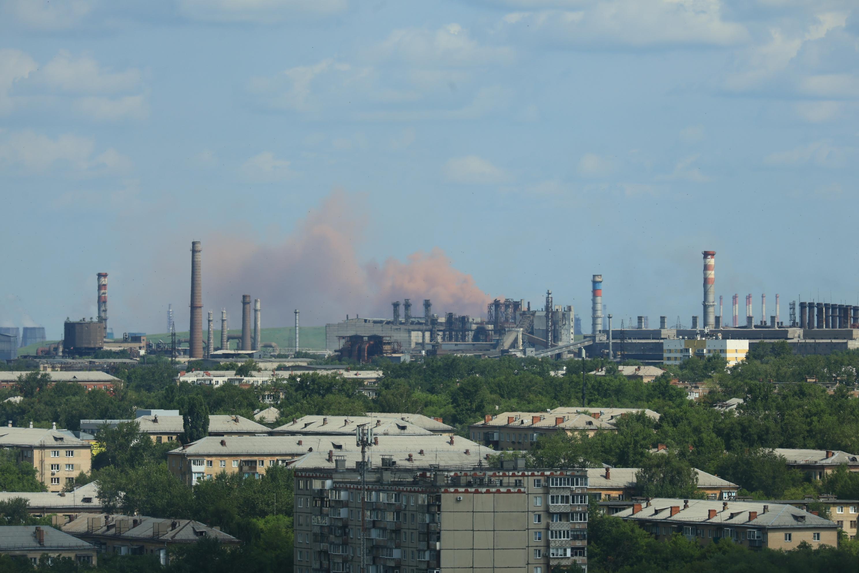 В Челябинске заметили розовое облако. Что это?