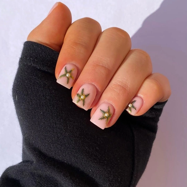 Источник: nailsbycarriex