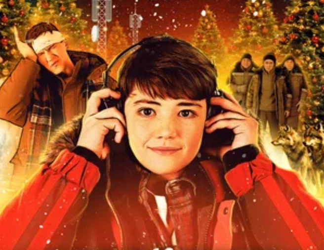 Для режиссера Михаила Лысковцева фильм стал дебютом в полном метре | Источник: Kinopoisk.ru; кинофильм «Новый Год на Связи» (12+), реж. Михаил Лысковцев, 2025 год