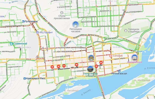 Люди торопятся домой | Источник: yandex.ru/maps