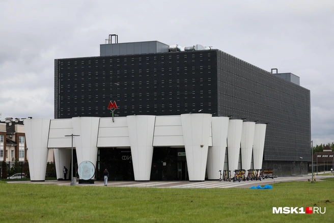 Недавно открытая станция метро «Физтех» решила транспортную проблему района | Источник: Артем Устюжанин / MSK1.RU