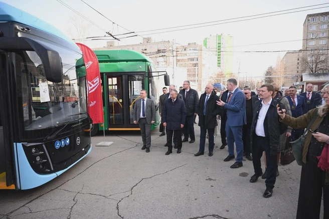 В Башкортостане подписали дорожную карту проекта МАЗ-УТТЗ | Источник: kr-rb.ru