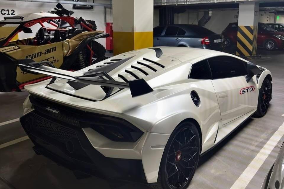 � ������������� �������� ��������� � ������������ Lamborghini