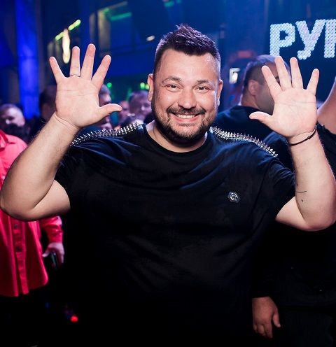 Сергей Жуков открыл самый большой «Руки Вверх Бар» в России | www.starhit.ru