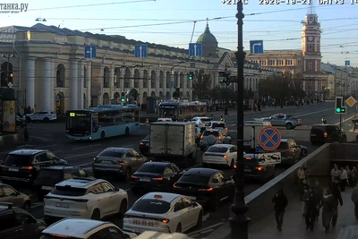 Невский проспект перекрыт: в центре Петербурга пробки