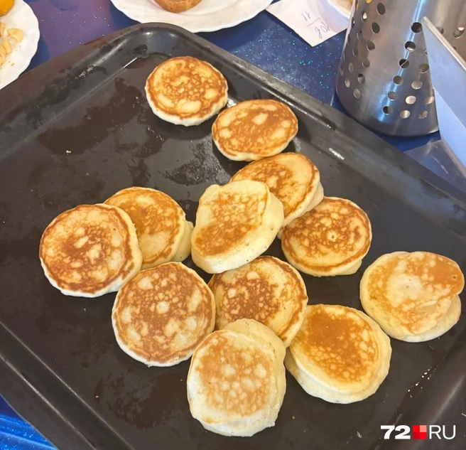 Оладьи, судя по снимку, были очень вкусные  | Источник: читатель 72.RU