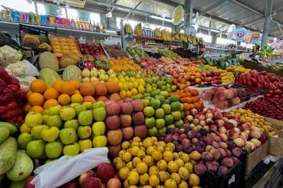 Жительница Владивостока пожаловалась на гниющие продукты в «Самбери»