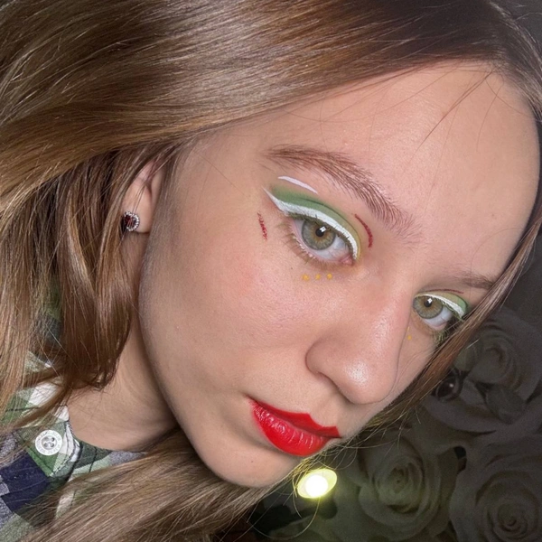 Источник: LAZARENOK