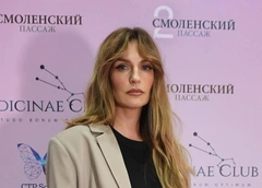 40-летняя Саша Савельева планирует второго ребенка: «Сын спрашивает: „А когда у нас появится еще малыш?“»