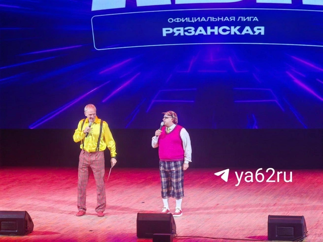 команда КВН «Уездный город» выступает на фестивале КВН «Поющий Косопуз&nbsp;— 2025» | Источник: YA62.RU
