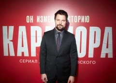 Козловский показал подросшую дочь, а бывшая жена Сардарова себя с двойным подбородком: соцсети звезд