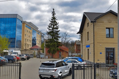 Здание в центре Ярославля продадут под гостиницу или общепит