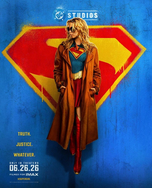 Кто играет супергерл