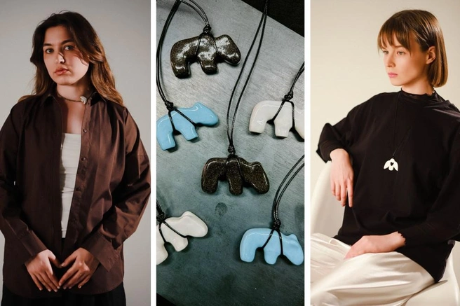 Альфия (слева) и Мария создают разные украшения вместе. На фото — подвески с медведем, вдохновленным пермским звериным стилем | Источник: предоставлено Альфией Ардеевой