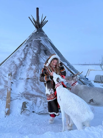 В путешествиях Юлия и Максим изучают местную культуру  | Источник: предоставлено фондом «Берегиня»