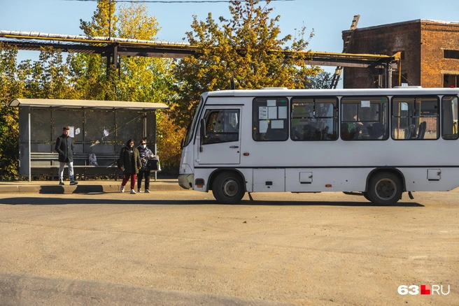 Автобус связывает Самару и Новокуйбышевск | Источник: Роман Данилкин / 63.RU