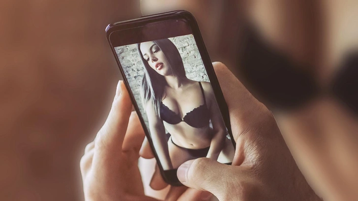 Скандал на OnlyFans: у сотрудницы полиции нашли аккаунт с десятками горячих фото | Источник: 4 PM production/Shutterstock/Fotodom.ru