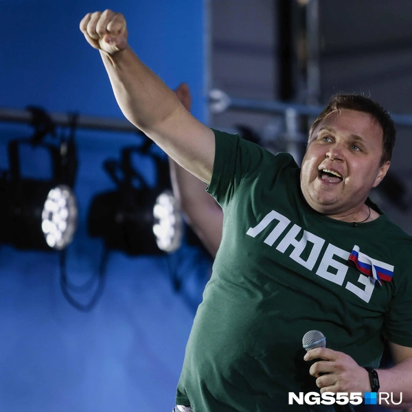 Ну-ка поем все вместе  | Источник: Евгений Софийчук / NGS55.RU 