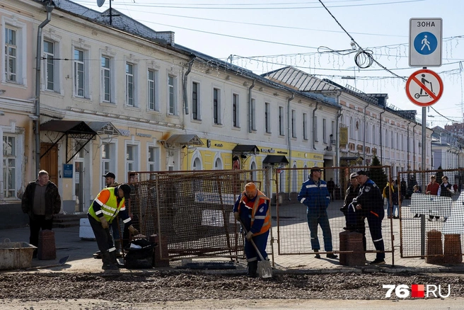Губернатор заявлял, что сроки работ будут жестко контролировать  | Источник: Евгений Кудрявцев / 76.RU 