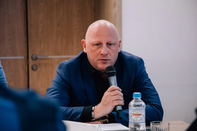 Сергей Гаврин отметил, что дефицит теплоэнергетики в Иркутске может серьезно повлиять на строительную сферу | Источник: Максим Полуян