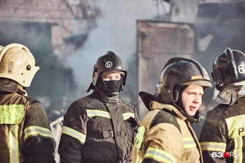 Благодаря действиям пожарных жертв удалось избежать | Источник: Роман Данилкин / 63.RU