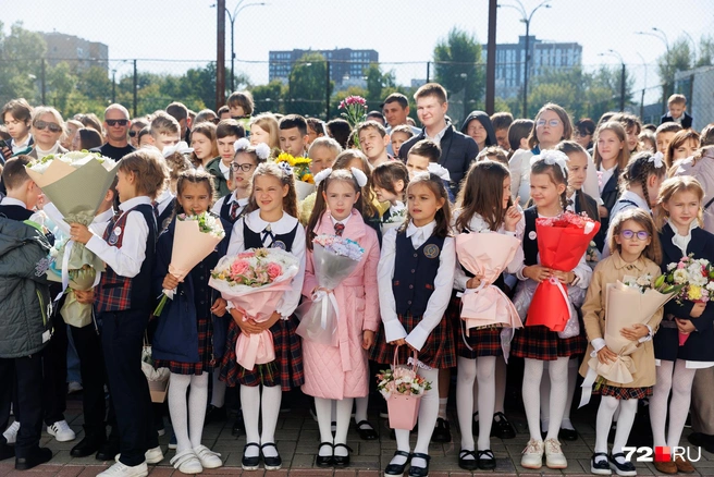 Ну здравствуй, школа!  | Источник: Ирина Шарова / 72.RU