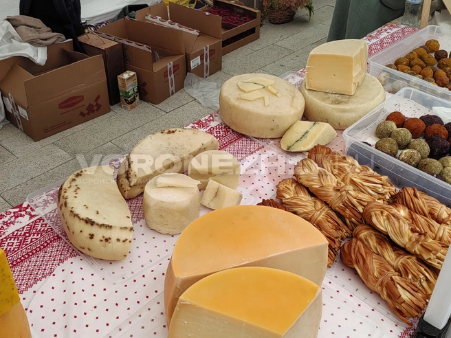 Продукция красивая, вкусная, но дорогая | Источник: Андрей Пашинский/Voronezh1.ru