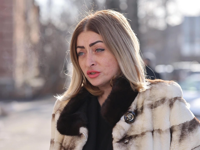 Адвокат Анна Лисицкая утверждает, что вина за происшествие лежит на других сотрудниках. | Источник: Алексей Волхонский / V1.RU 