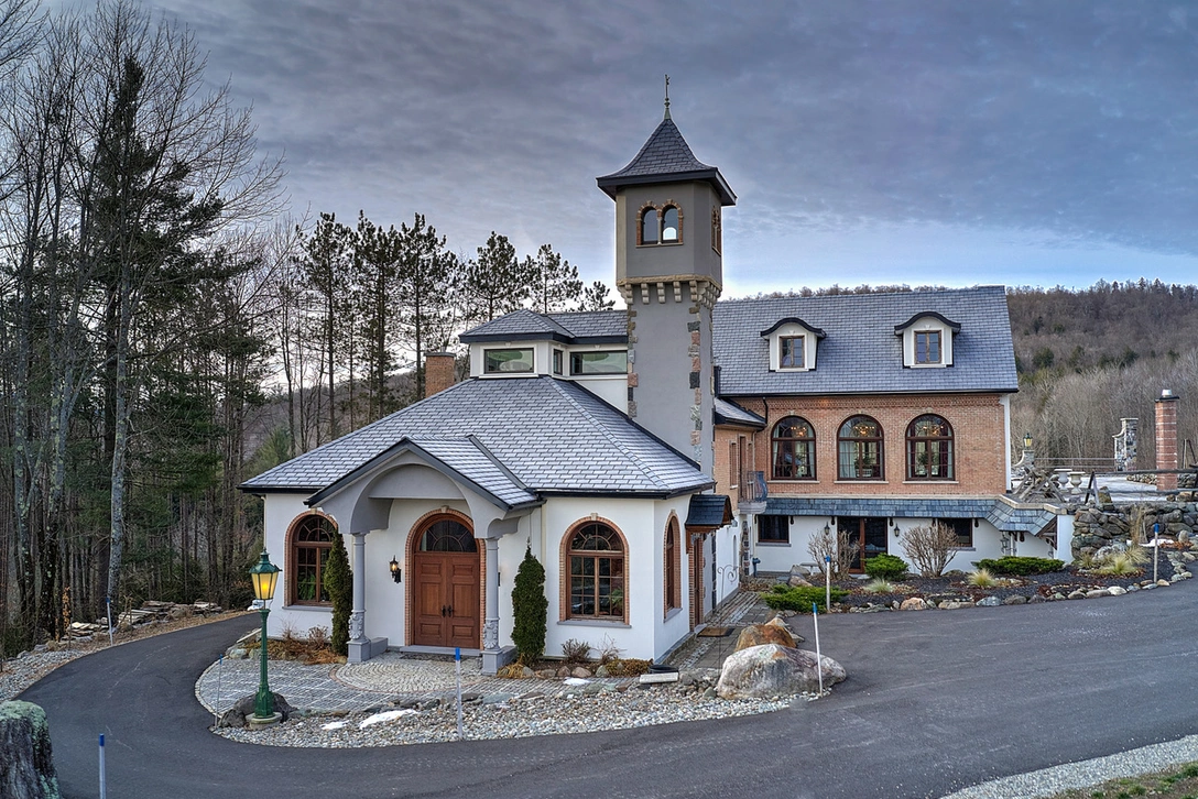 Особняк из клипа Адель выставлен на продажу | Источник: TOPTENREALESTATEDEALS.COM