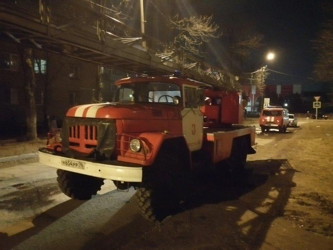 Ликвидацию пожара спасатели объявили в 22:24 | Источник: МЧС