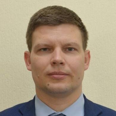 <p>Михаил Страхов</p>