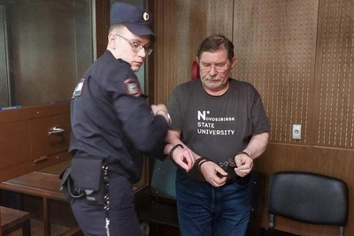 Экс-глава клиники Мешалкина признал вину во взятке