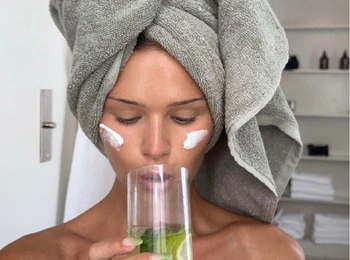 10 водных бьюти-продуктов, которые помогут коже не пересыхать