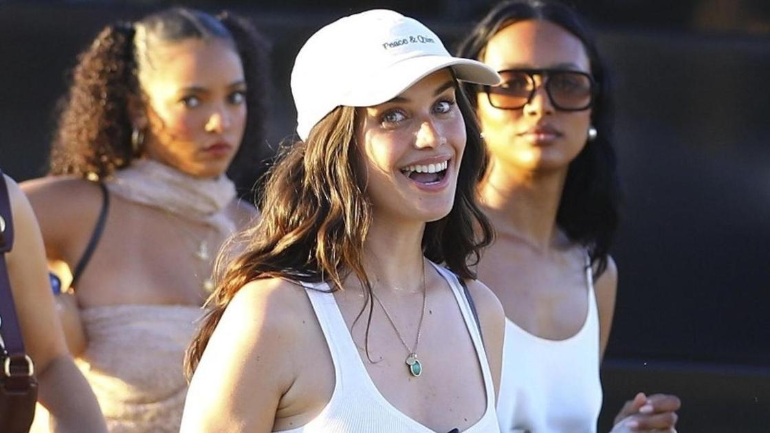 Coachella 2026. День второй: шоу Бибера назвали тухлым, Джей Ло устроила сюрприз, Зверева вспомнила бывшего