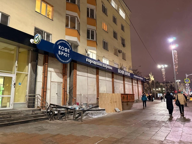 Новая кофейня займет помещение бывшего обувного магазина | Источник: Дарья Костомина / E1.RU