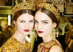 Как создавались золотые мозаики Dolce & Gabbana?