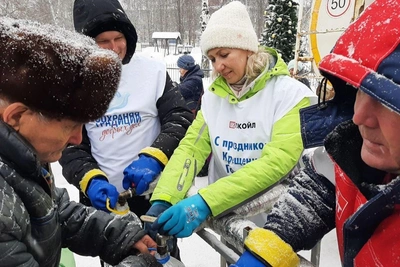 Perm Oilmen Deliver Blessed Water to Remote Villages