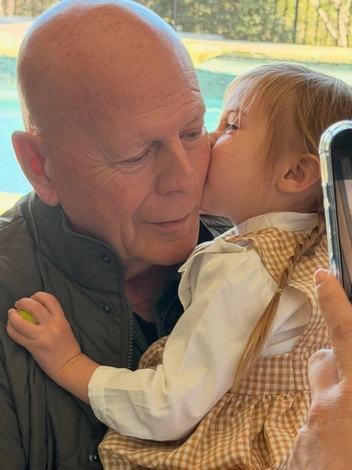 Источник: demimoore / Instagram (экстремистская организация, деятельность запрещена на территории РФ)