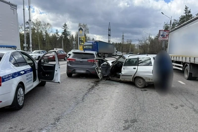 Два человека пострадали в ДТП на окружной в Воронеже