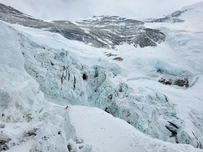 Путь к третьему лагерю | Источник: Belkin online Everest 2022 / Telegram