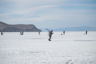 Трещина во льду Тавричанки привела к ЧП