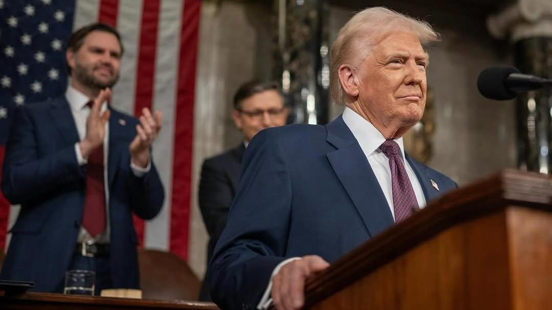 Дональд Трамп припомнил Зеленскому скандал в Белом доме. Что происходит с переговорами