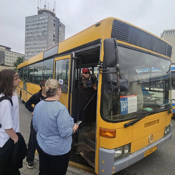Можно было увидеть и Mercedes-Benz o407 | Источник: Пермский транспорт / vk