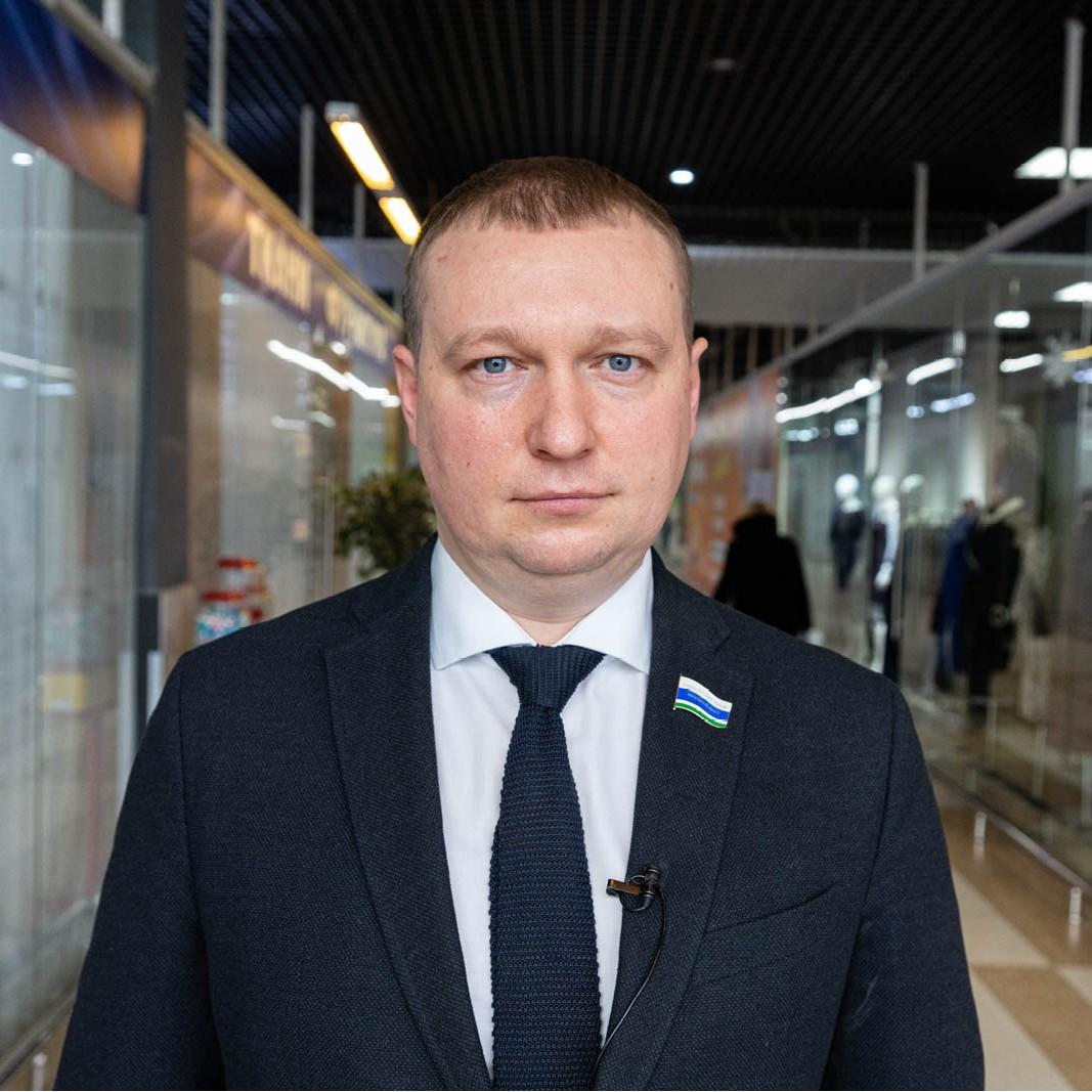 <p>Владимир Смирнов</p>