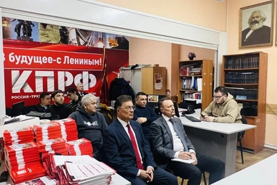 Коммунисты исключили Рустама Хафизова из партии