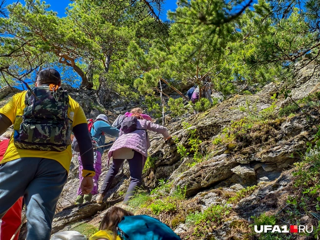 А в одном месте пришлось ползти по стене | Источник: Булат Салихов / UFA1.RU