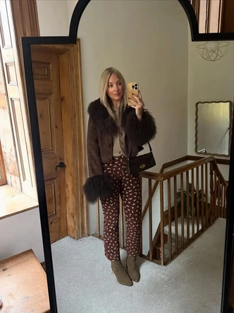 Как носить замшу в зимнем сезоне — 5 самых выигрышных сочетаний Как носить замшу в зимнем сезоне — 5 самых выигрышных сочетаний