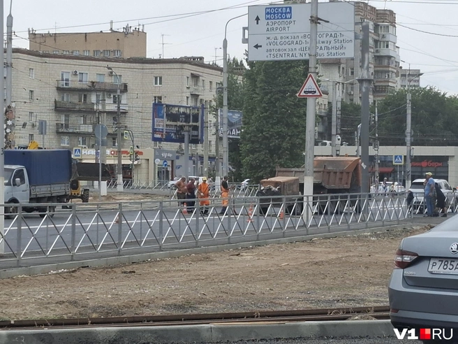 Проблема оказалась в виде уложенного асфальта | Источник: читатели V1.RU