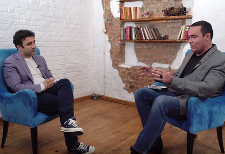 Дудь, подвинься: Сарик Андреасян взял интервью у Александра Невского