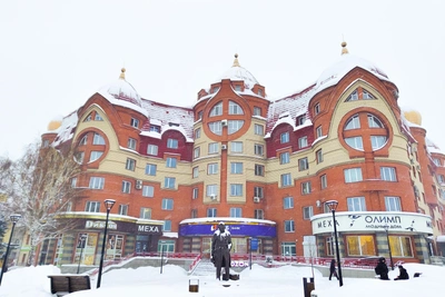 How Elite Housing Changed in Barnaul from the 1990s to 2020s